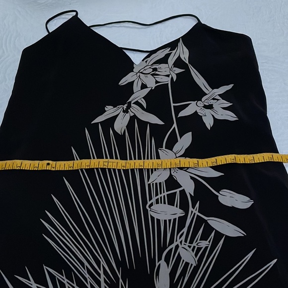 Vintage late 70s This dress floats on the body super sexy like wearing NOTHING! - Picture 9 of 10